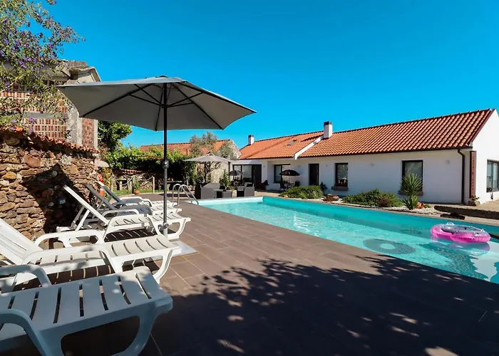 Casa Do Casal - Country House With Swimming Pool